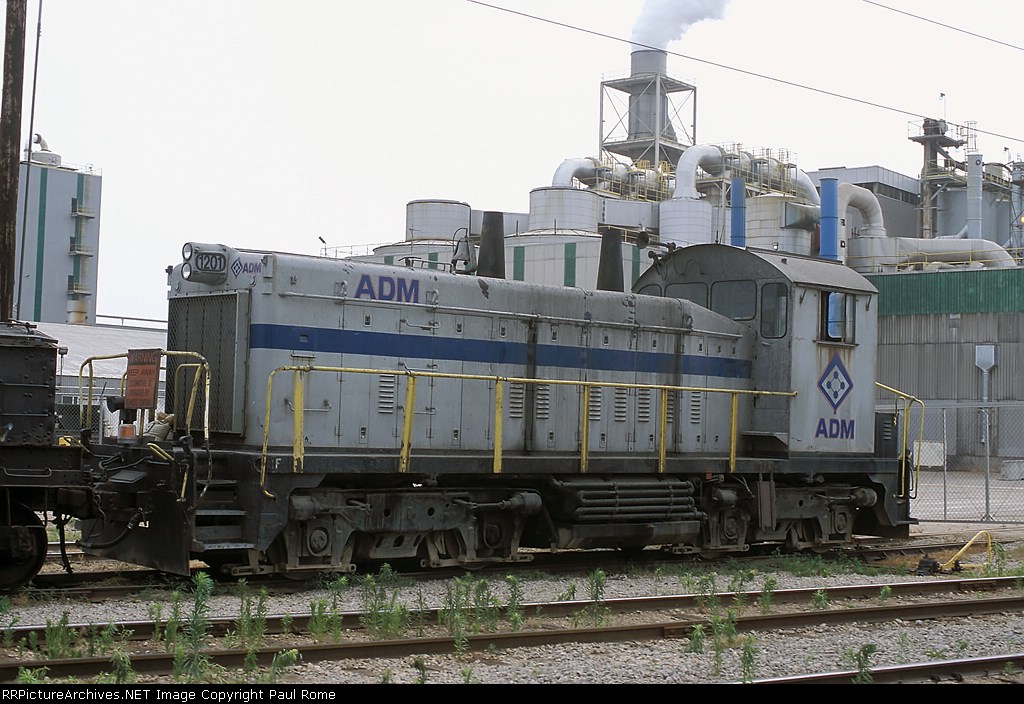 ADMX 1201, EMD SW1200, ex ITC 778, working the ADM Plant